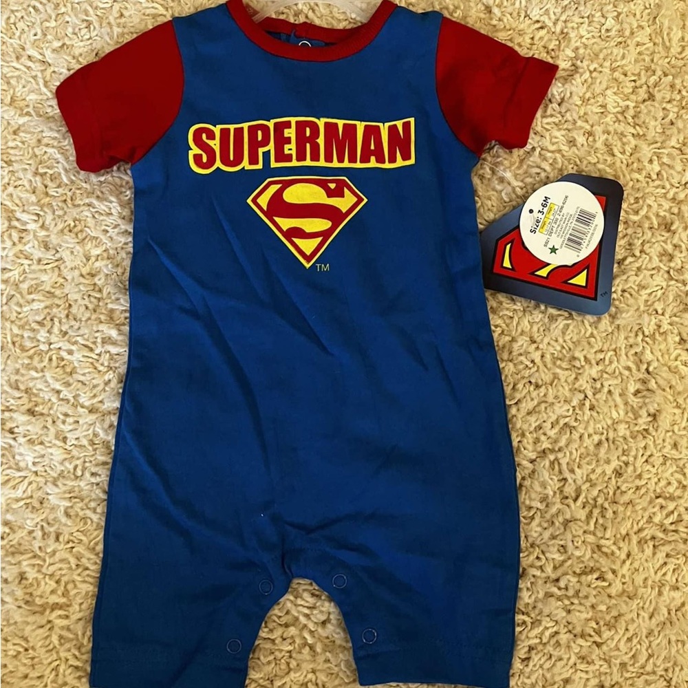Superman 3-6m outfit